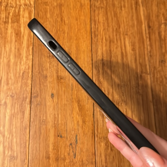 iPhone 12 Pro Max case - Picture 3 of 4